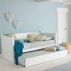 Vendegagyas-kanape-GLAMIS-Outlet
