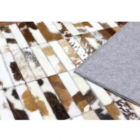 Koberec bőr szőnyeg TYP 4 171 cm x 240 cm. 2017.09.28-től rendelhető.