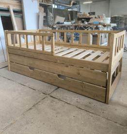 Leesésgátlós gyerekágy pótággyal Leesésgátlós gyerekágy pótággyal