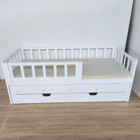 Leesésgátlós gyerekágy pótággyal Leesésgátlós gyerekágy pótággyal