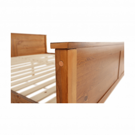 Ágy. tűnyalábos fenyőfa tolgy árnyalatban. 180x200. PROVO NEW