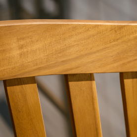 Kerti pad asztallal. akácfa. TAIMA