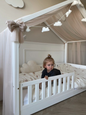 Házikóágy magas ágyráccsal LUNA Házikóágy magas ágyráccsal LUNA