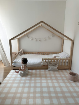 Házikóágy magas ágyráccsal LUNA Házikóágy magas ágyráccsal LUNA