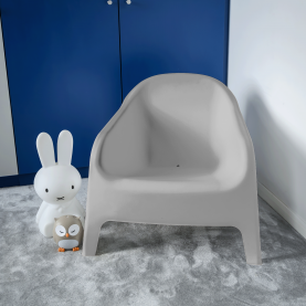 Rakásolható fotel. szürke. műanyag. SOKRA NEW