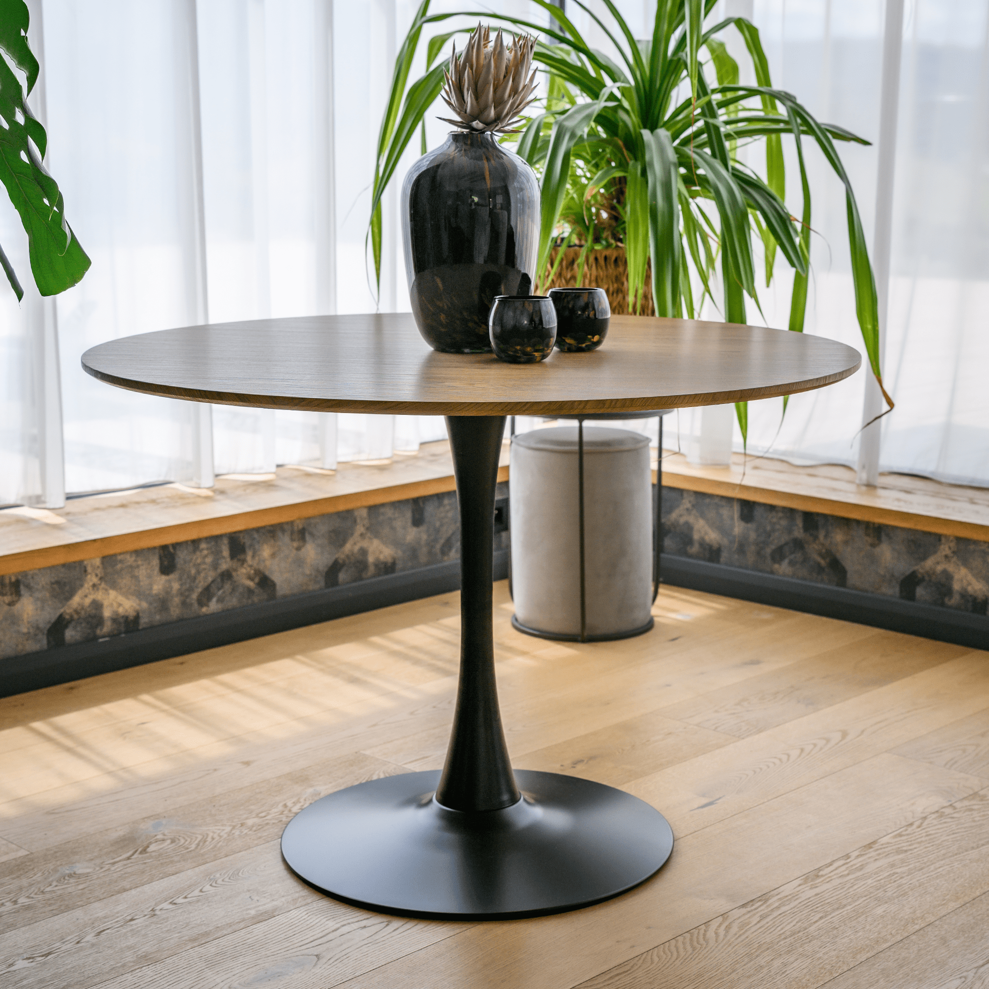 Étkezőasztal, kerek, tölgy/fekete, átmérő 110 cm, REVENTON NEW