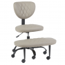 Ergonomikus térdeplőszék. szürkésbarna Taupe ekobőr/fekete. SAMER Ergonomikus térdeplőszék. szürkésbarna Taupe ekobőr/fekete. SAMER